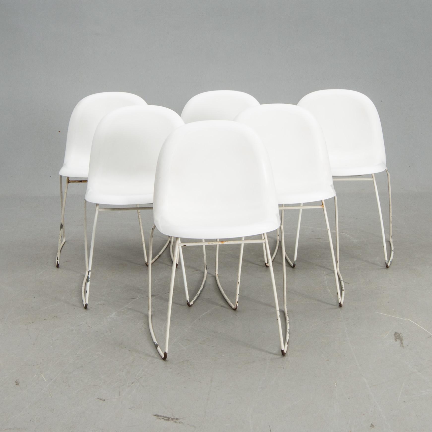 STOLAR, 6 st, Gubi 1. Komplot Design.