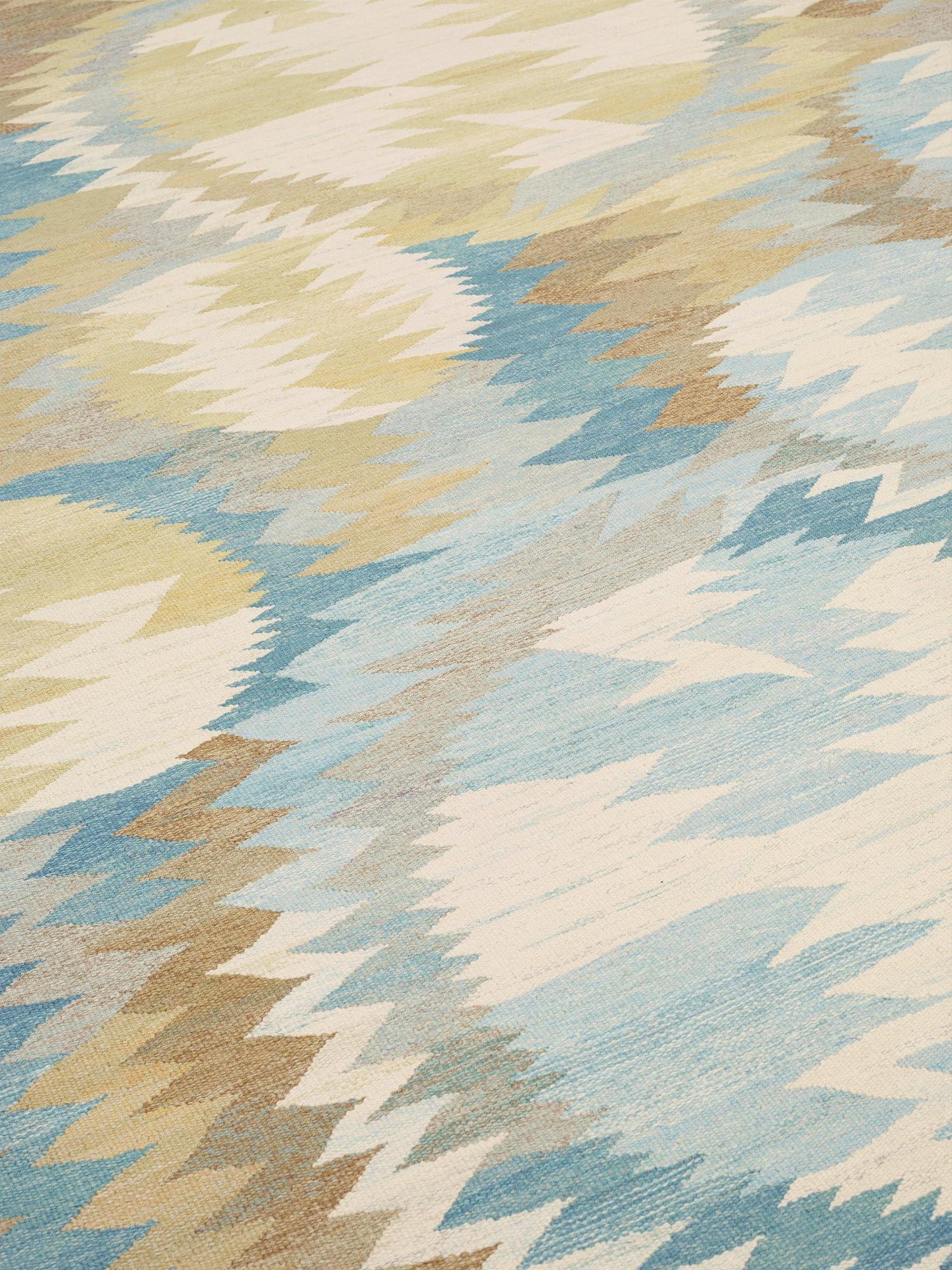 MATTA. "Solfläckar". Gobelängteknik. 407,5 x 249,5 cm. Signerad AB MMF BN.