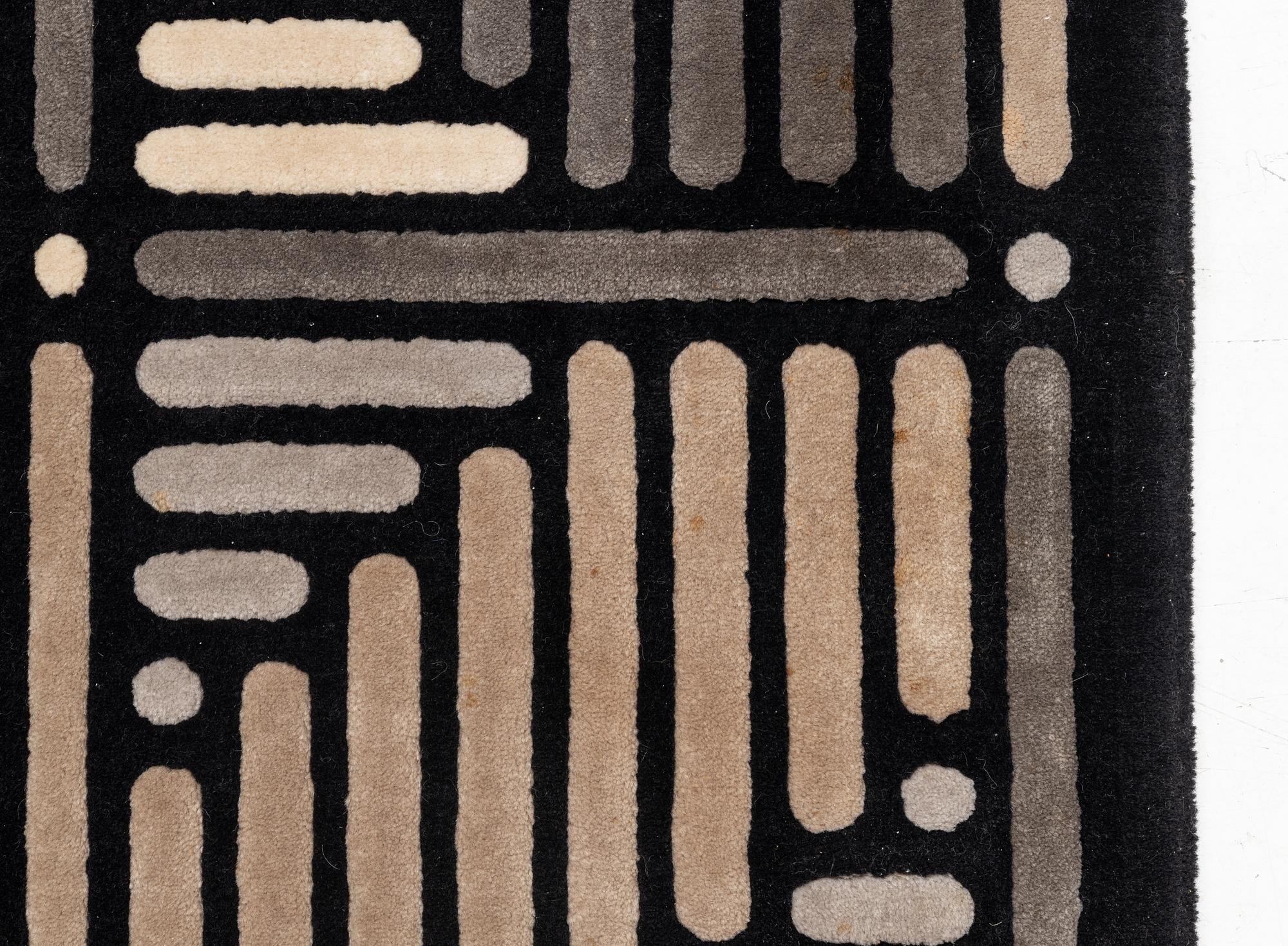 Rug, Missoni, approx. 238 x 165 cm.