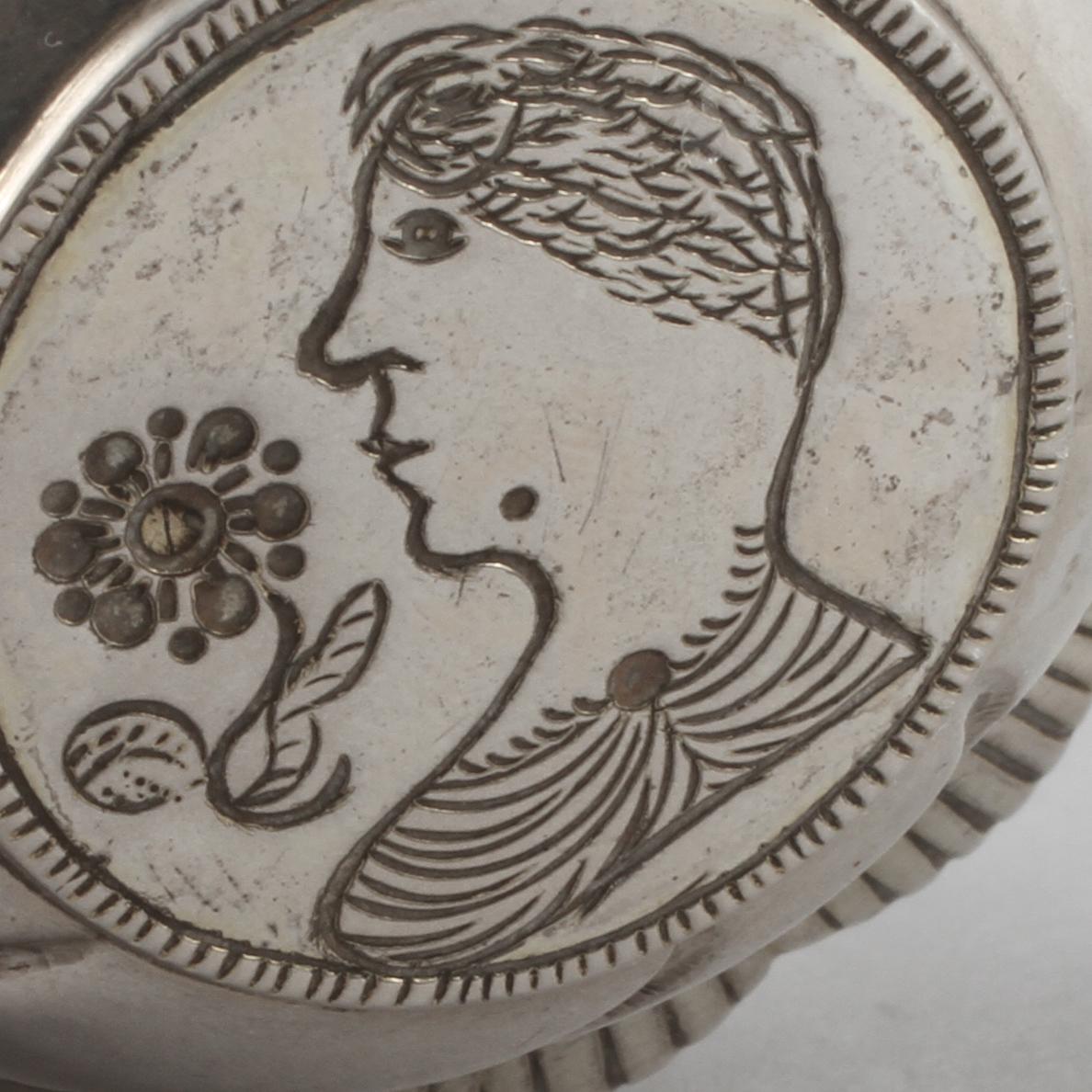KYRKDOSA, silver, Sven Nordström, Marstrand, 1848, vikt 34 g.