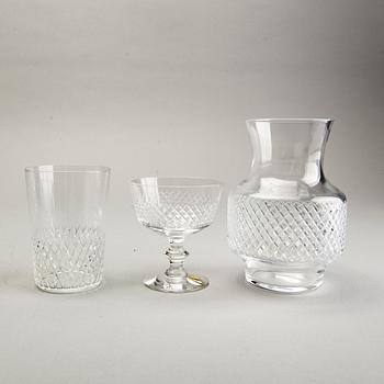 A Vicke Lindstrand 48 pcs Diamant glass service Kosta later part of 20th century.