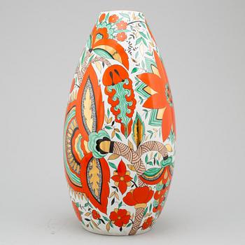 A 20th century porcelain vase by Lomonosov, USSR.