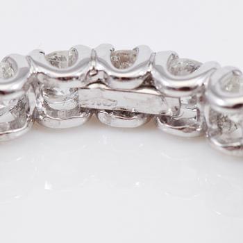 RING, briljantslipade diamanter totalt ca 2,30 ct.