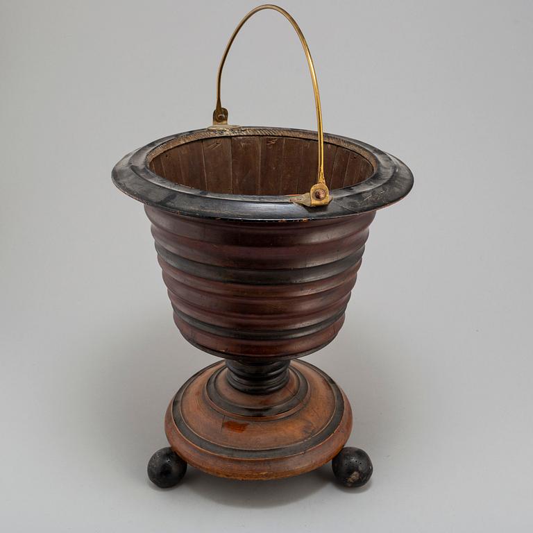 ICE BUCKET, 19th century.