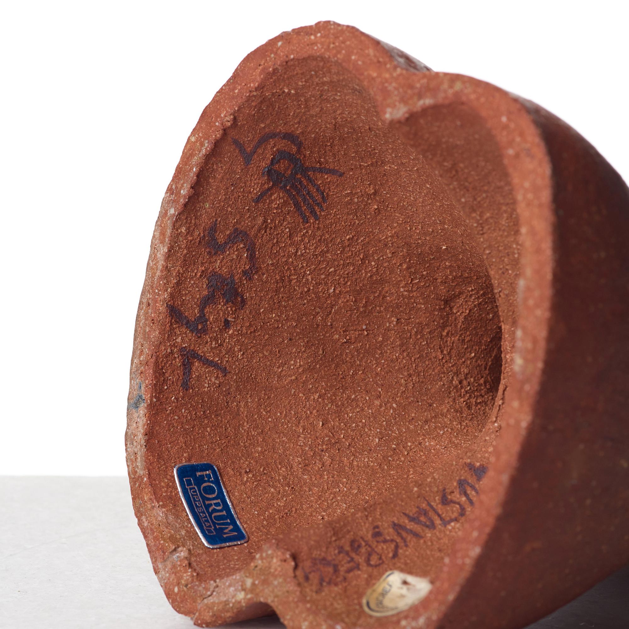 Stig Lindberg, a stoneware sculpture of a couple, "De Tu", Gustavsberg studio, Sweden 1940's.
