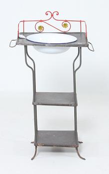 TVÄTTSTÄLL, järn samt plåt, 1900-talets första hälft.
