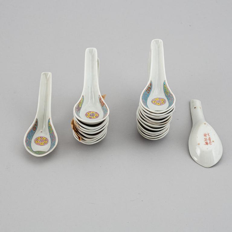 A set of 31 spoons, China, Republic and 20th Century.