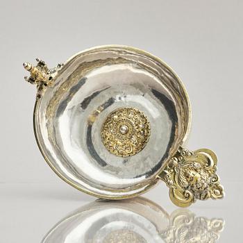 A parcel-gilt drinking bowl/kovsh, Nordic Renaissance, early 17th century possibly Uleåborg, Finland.