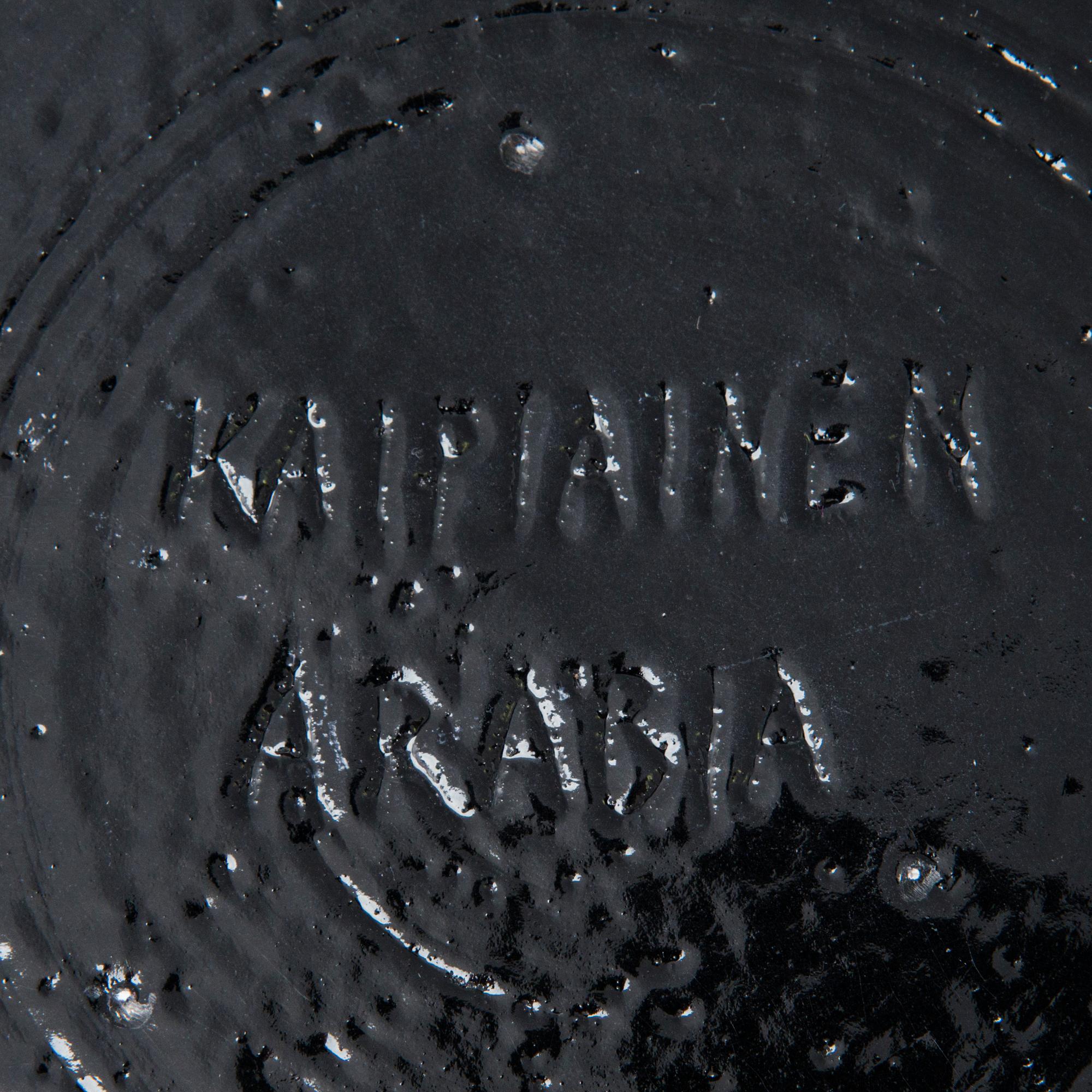 BIRGER KAIPIAINEN, a decorative plate signed Kaipiainen Arabia.