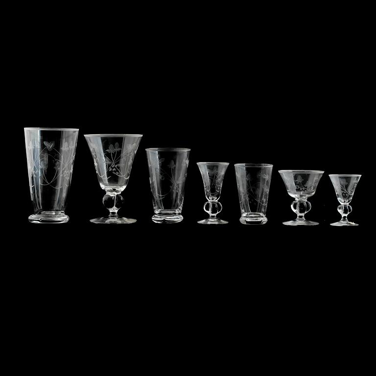 GLASSERVIS, 76 delar, Skruf, 1900-talets första hälft.