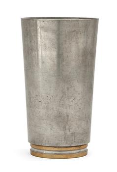 596. A Svenskt Tenn pewter vase, attributed to Björn Trägårdh, Svenskt Tenn, Stockholm 1932.