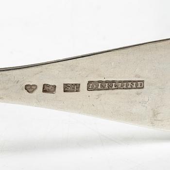 Matskedar, silver, 11 st, äldre modeller, 1789-1848.