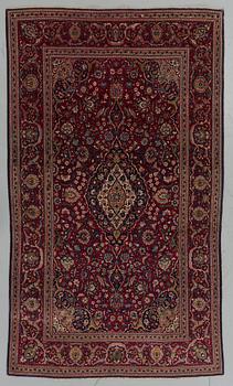 A semiantique Keshan carpet ca 212 x 132 cm.