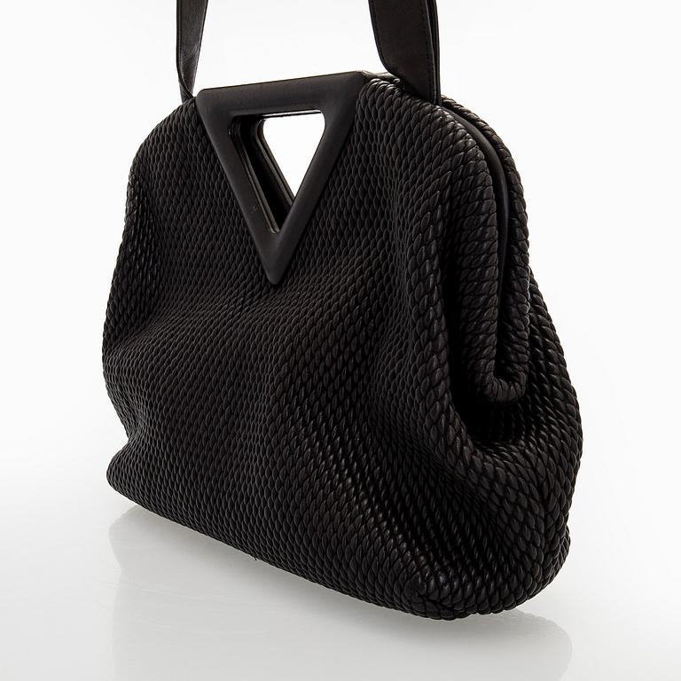 Bottega Veneta, a 'Point' bag.