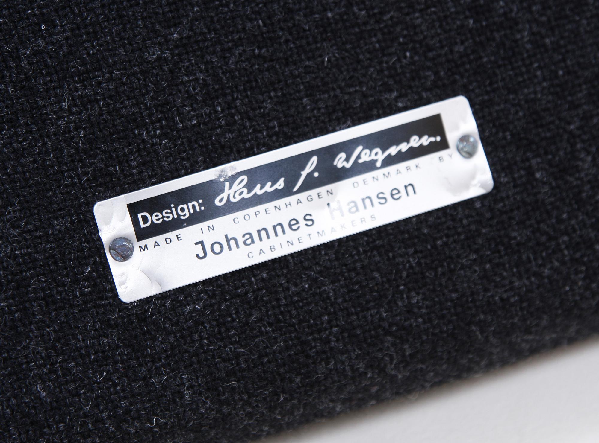STOLAR, 4 st, "Lufthavnsstolen", modell AP 40, Hans J. Wegner, formgiven 1958.