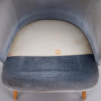 A mid 20th century armchair.