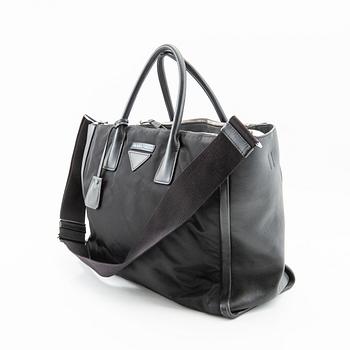 Prada, väska, "Concept".