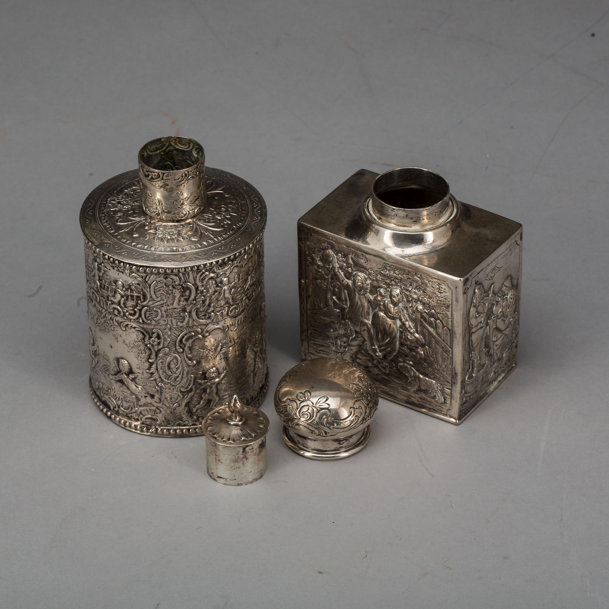 DOSOR, 2st. silver. mjöligen Tyskland. 1800/1900-tal.  Vikt ca 241 g.