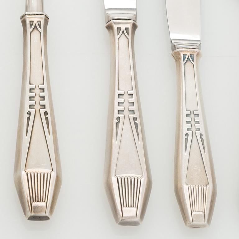 Bestickuppsättning, 48 dlr, silver, "Suomi"-serien, Kultateollisuus, Åbo 1913-2000.