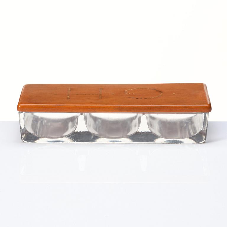 Otto Schulz, a lidded box, Boet, Gothenburg, 1930-40s.