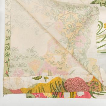 A set of five Svenskt Tenn pillows and two curtains.