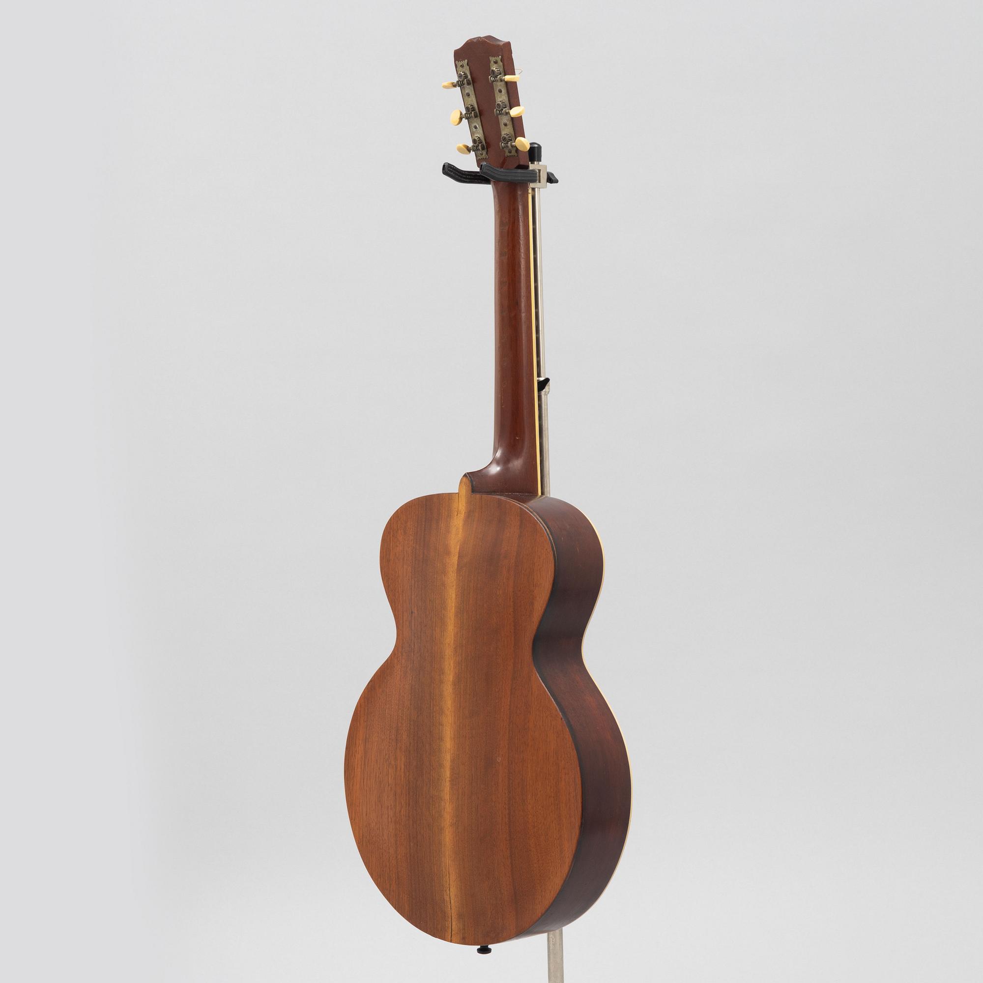 Gibson, "L-1", acoustic guitar, 1912, USA.