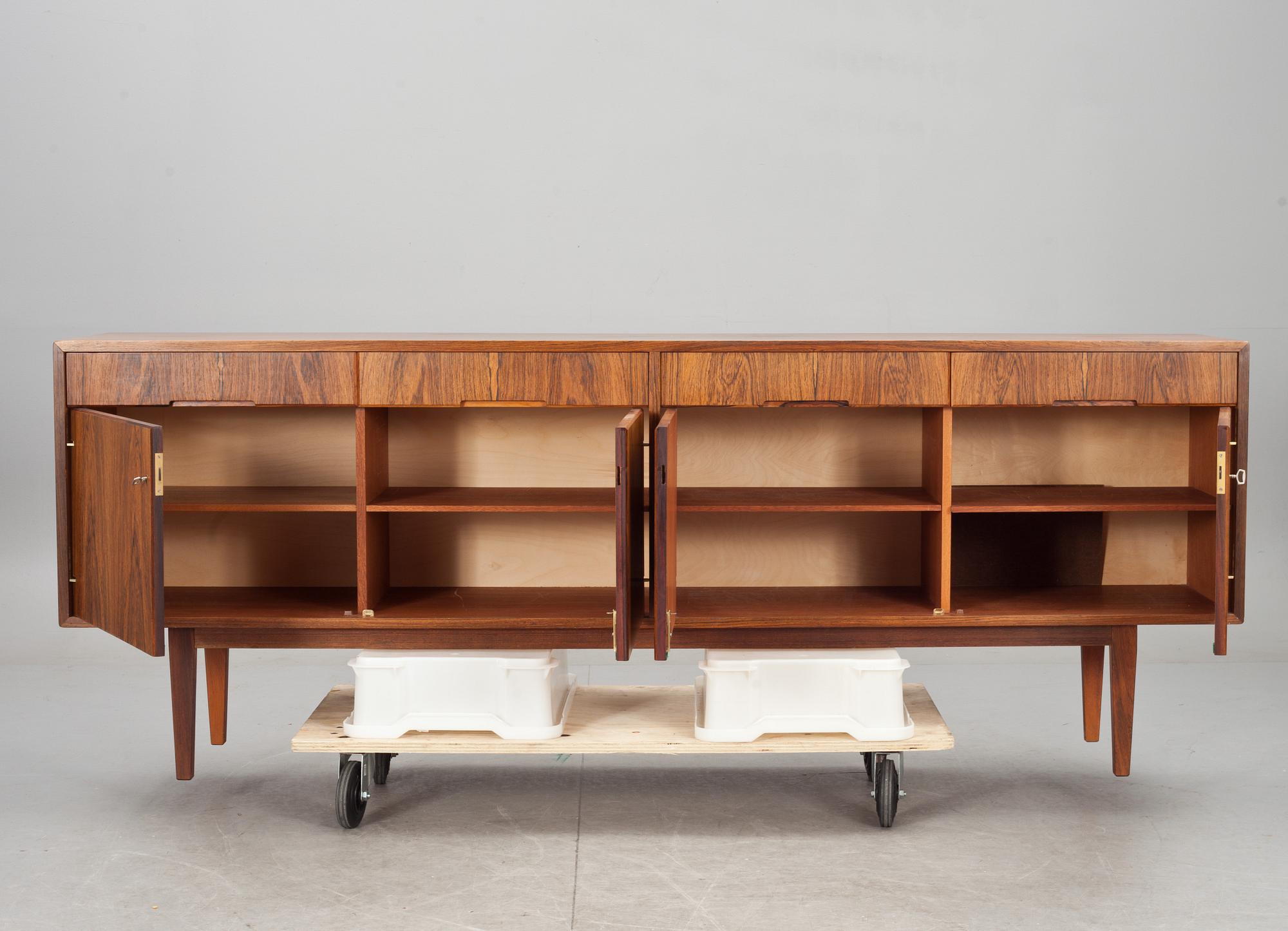 SIDEBOARD, 1900-talets andra hälft.