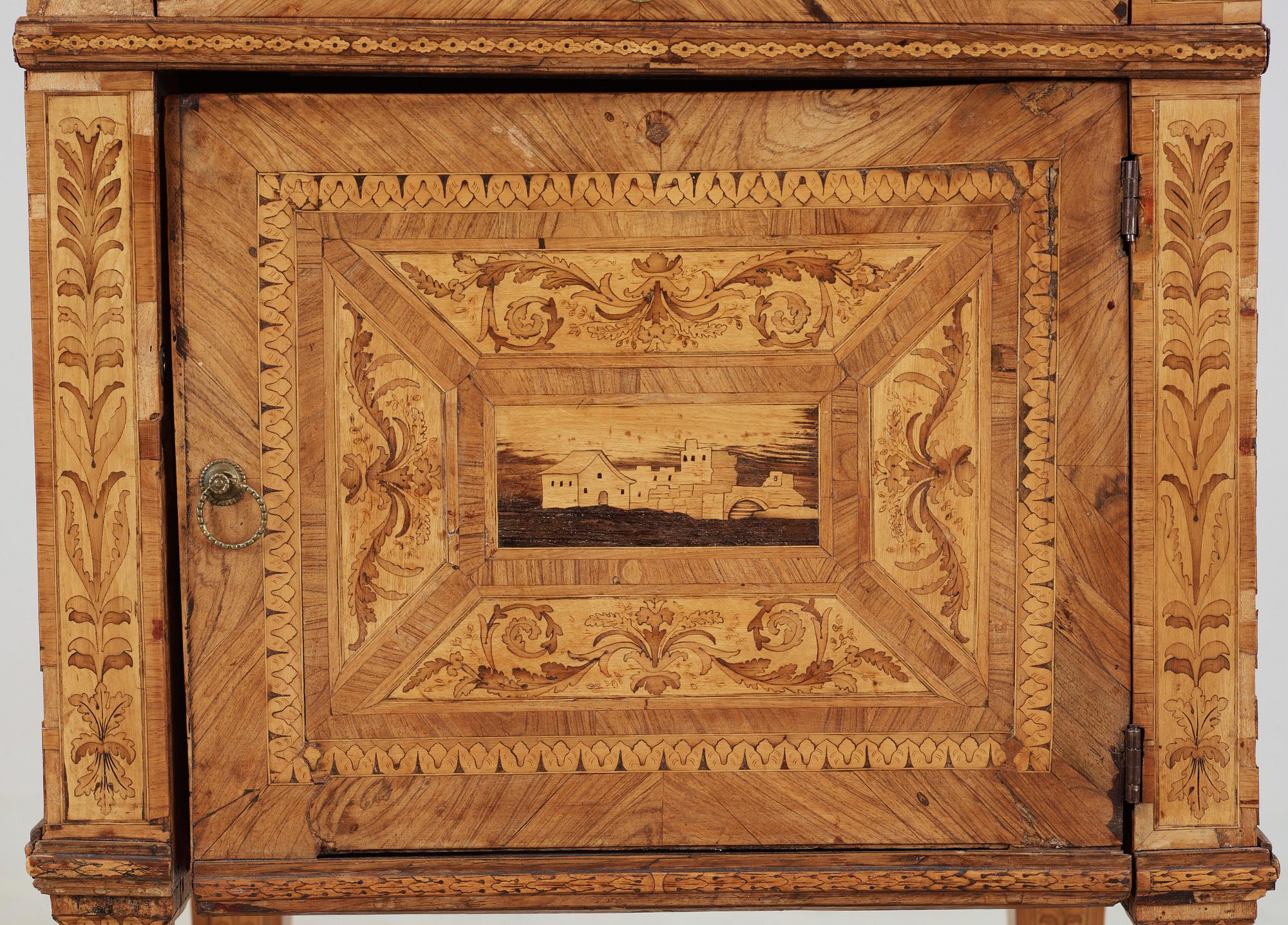 POTTSKÅP, Louis XVI, Italien omkring år 1800.