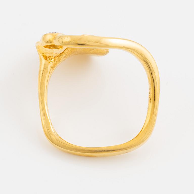 Ring, 18K gold set with a round brilliant-cut diamond.