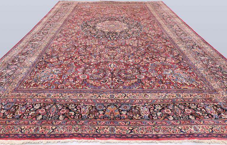 Carpet, Antique Dorokhsh (Khorasan), Signed, 636 x 377 cm.