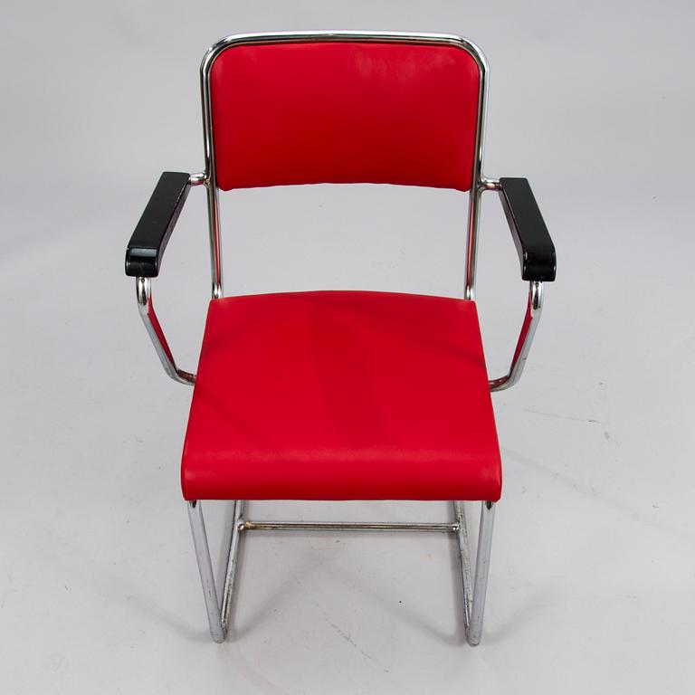 A 1930/1940's 'TU-228' arm chair for Heteka Finland.