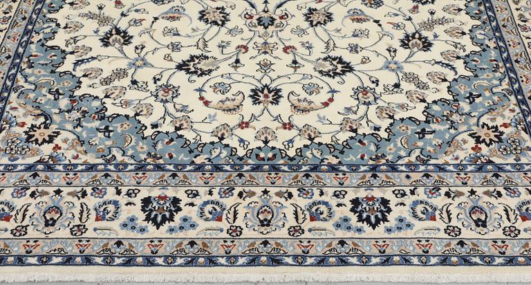 Carpet, Nain, part silk, 292 x 177 cm.