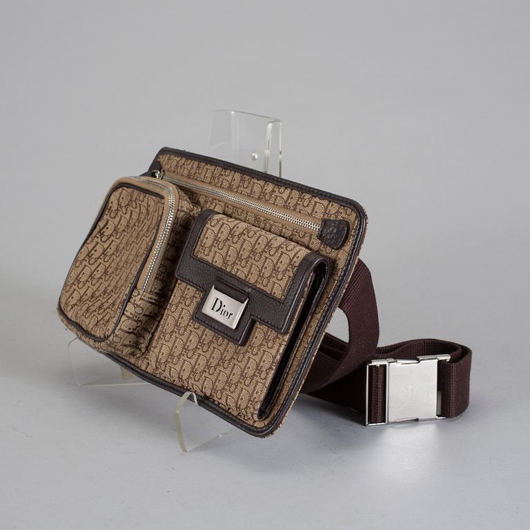 VÄSKA, Christian Dior.