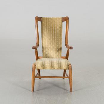 A 1950's easy chair.