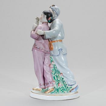 FIGURIN, porslin, Kina. 1900-tal.