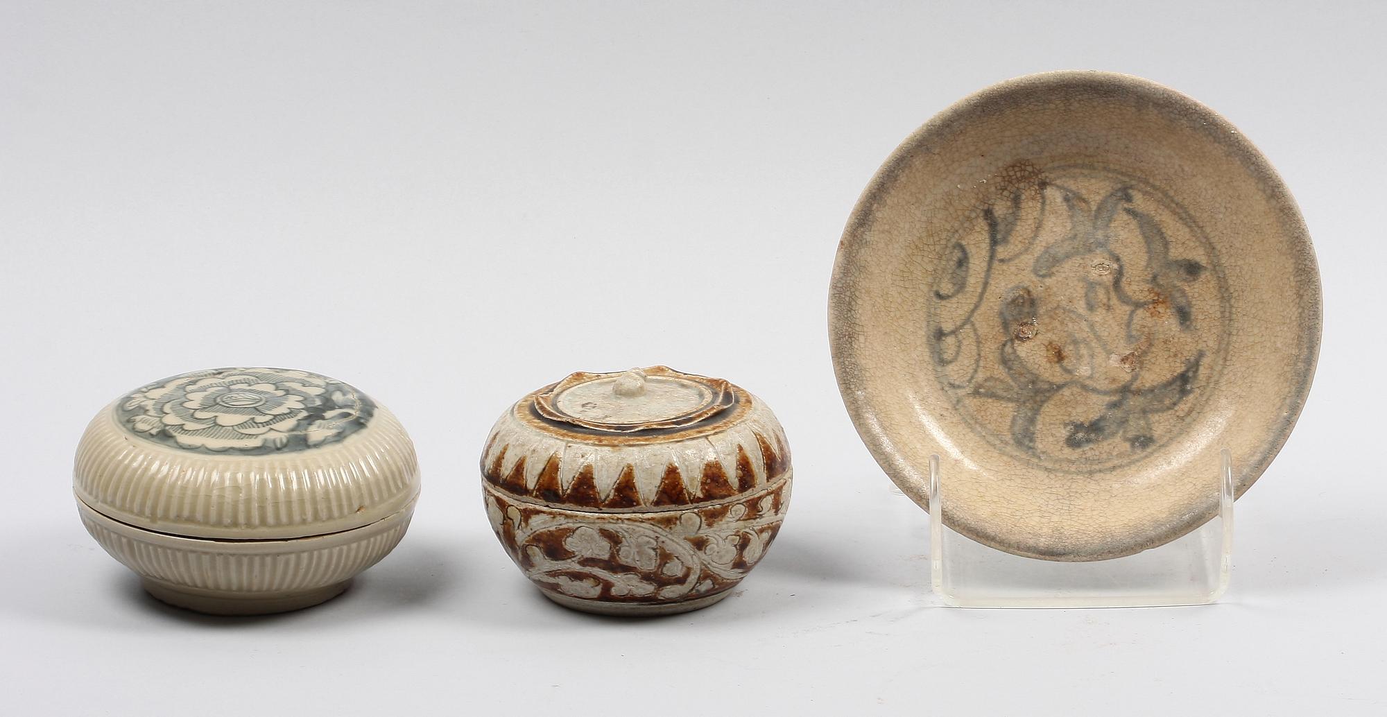 PARTI STENGODS, 3 delar, bla Sawankhalok, Thailand.