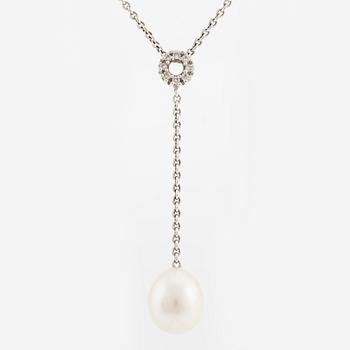 Necklace, Strömdahls, white gold with brilliant-cut diamonds and cultured pearl.