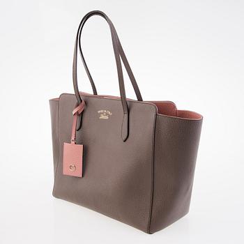 GUCCI Swing Medium Leather Tote Bag.