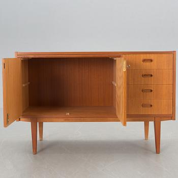 SIDEBOARD, 1900-talets mitt.