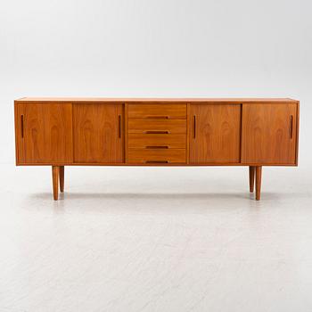 Nils Jonsson, sideboard,”Gigant”, Hugo Troeds, modellen formgiven 1959.