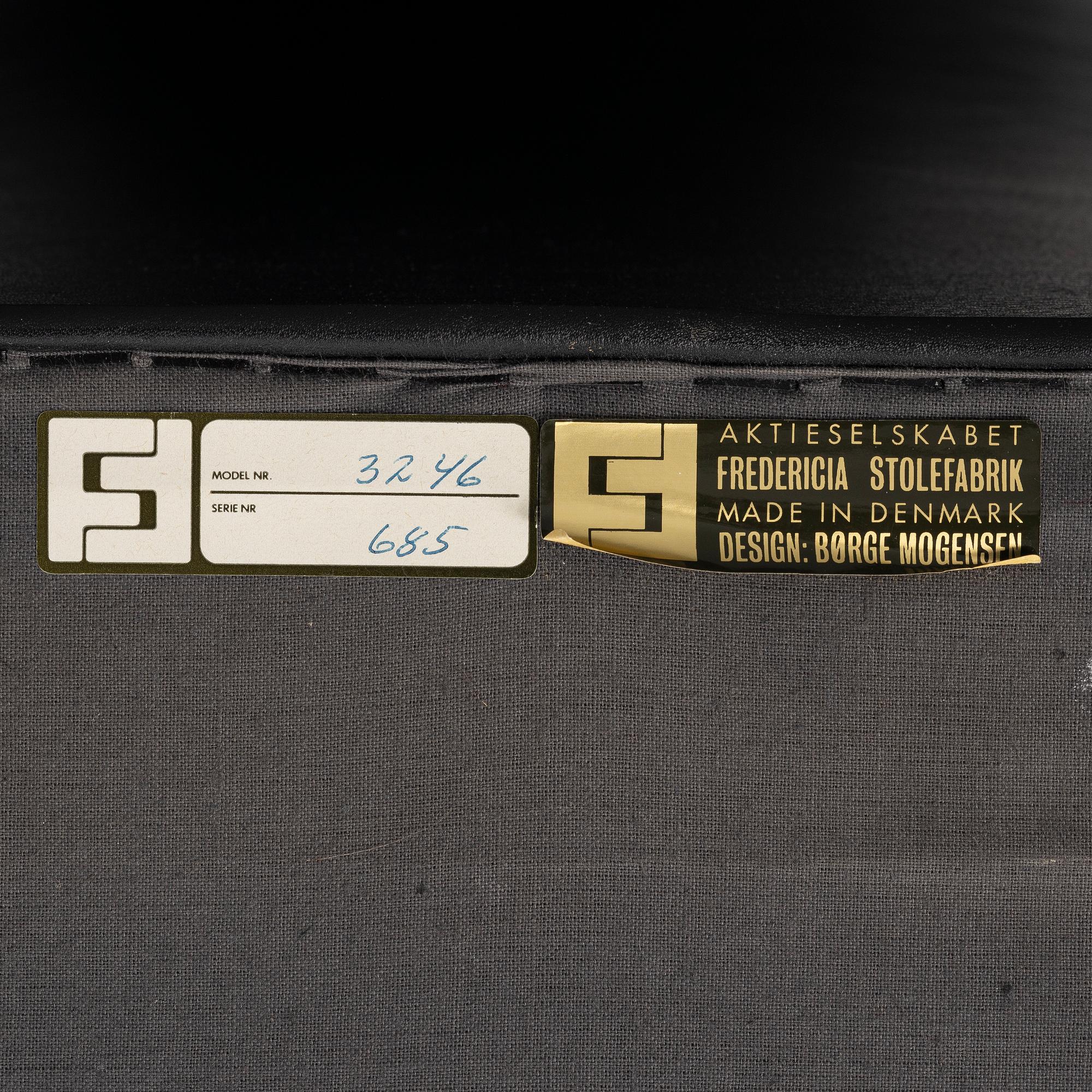 Børge Mogensen, a model 3246 armchair, Fredericia Stolefabrik, Denmark.