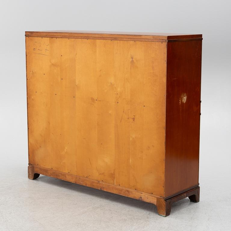 Cabinet, Swedish modern, first half of the 20th century.