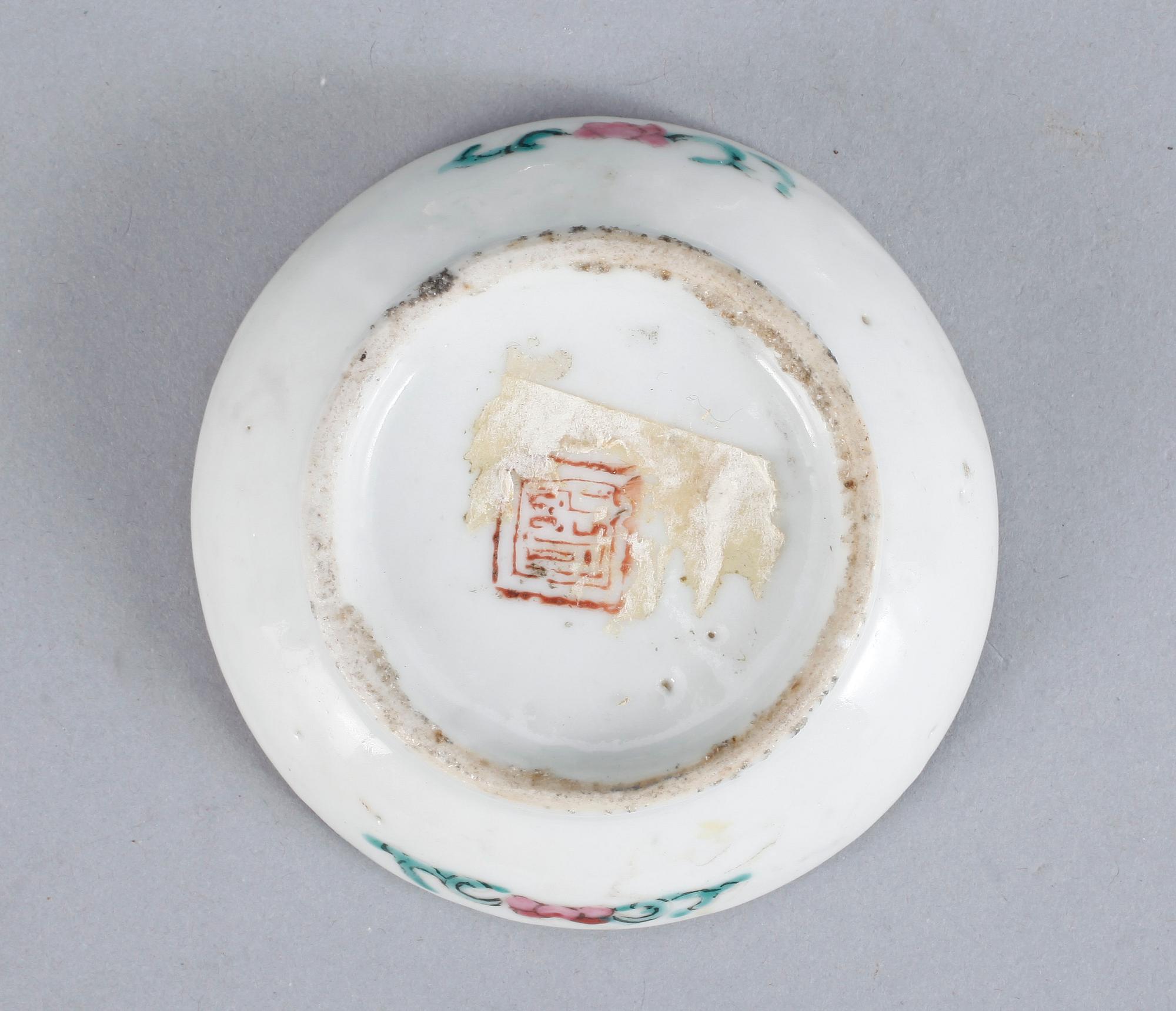 SAMLING PORSLIN, 10 delar, Kina, Mestadels Qingdynastin, 1700-1800-tal.