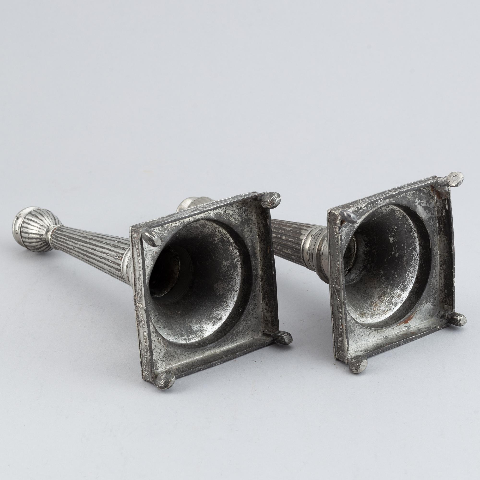 A pair of late gustavian pewter candlesticks by Martin Artedius, Mariestad (master 1808-1838).