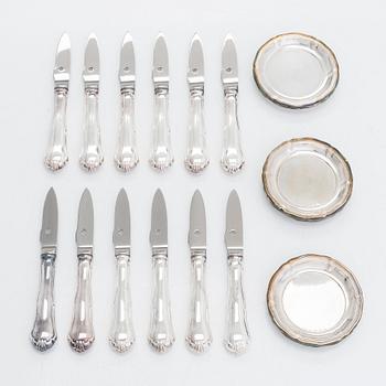 Crayfish knives, 12 pcs, silver, Chippendale, and glass coasters 12 pcs, silver, 2001 and 1929 respectively.