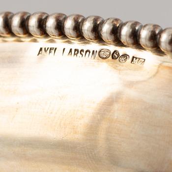 A silver bowl, Swedish import marks of Axel Larson, Helsingborg 1914.