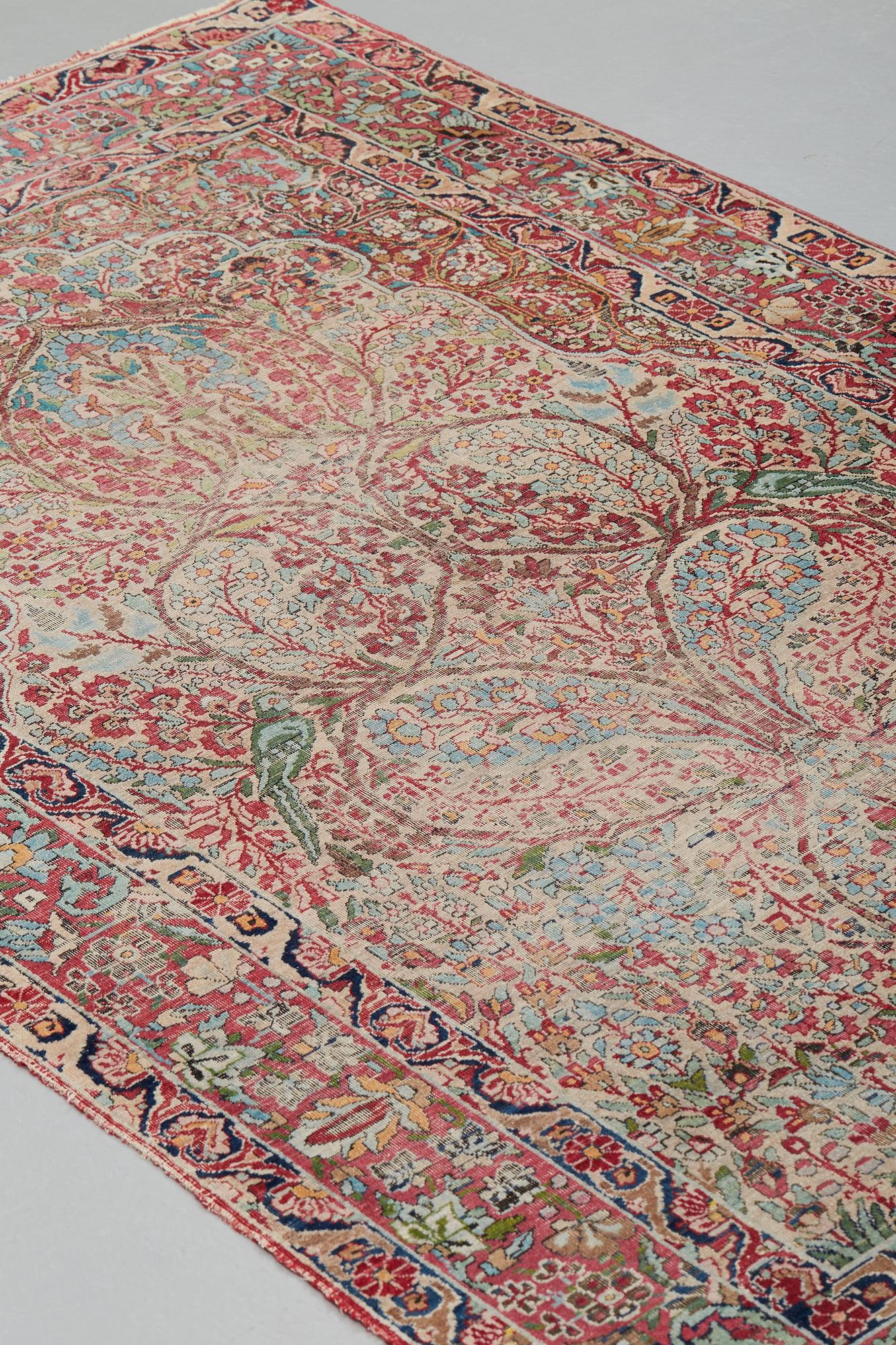 MATTO, a semi-antique Kerman Laver, ca 203 x 130,5 cm.