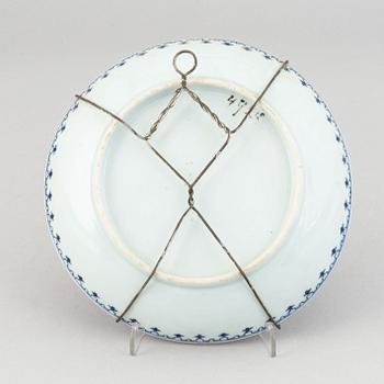 A blue and white Chinese Export dish, Qing dynasty, Qianlong (1736-95).