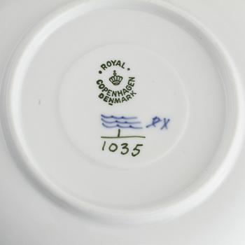 KAFFESERVIS, 18 delar, "Musselmalet", Royal Copenhagen, Danmark, 1900-talets andra hälft.