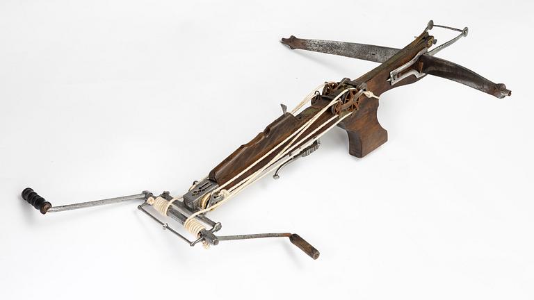 A Flemish/Dutch target shooting crossbow, 17th/19th century.